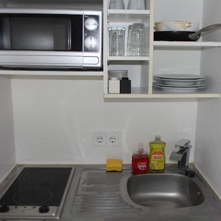 Kleine Wohnung Fuer Singles ダウン エクステリア 写真